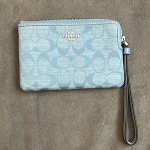 New without tags Coach Wallet Wristlet